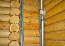 Фото: Металлорукав для электропроводки в деревянном доме
