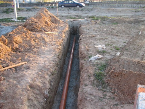 Фото: Уклон наружных канализационных труб