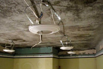 Фото: Монтаж светильников на потолок