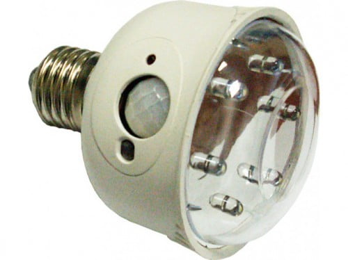 Фото: лампа со встроенным датчиком движения