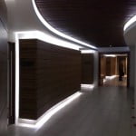 Фото: LED-освещение в коридоре